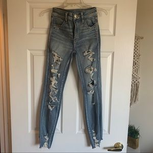 American Eagle distressed light blue skinny jeans